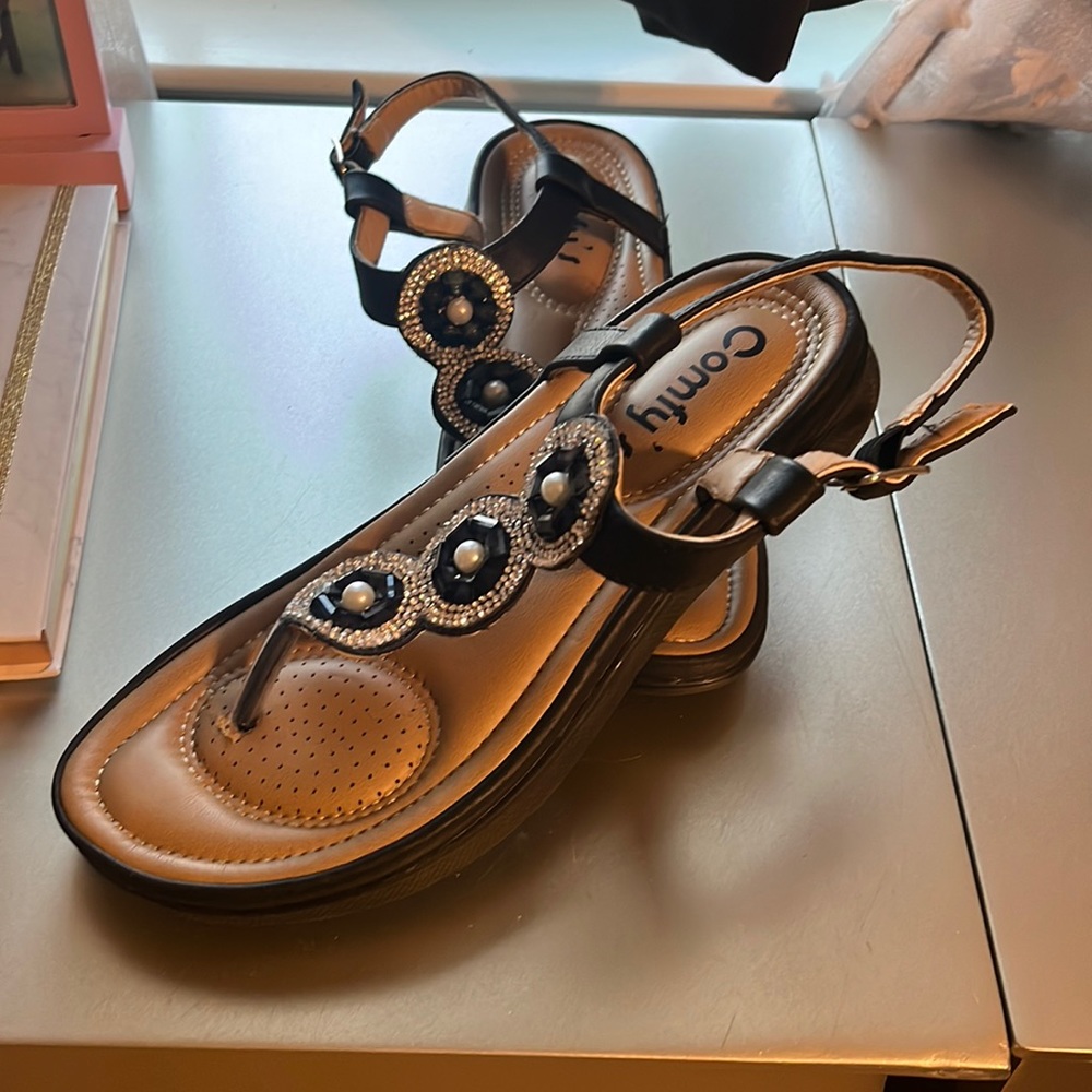Ladies Comfy Sandals